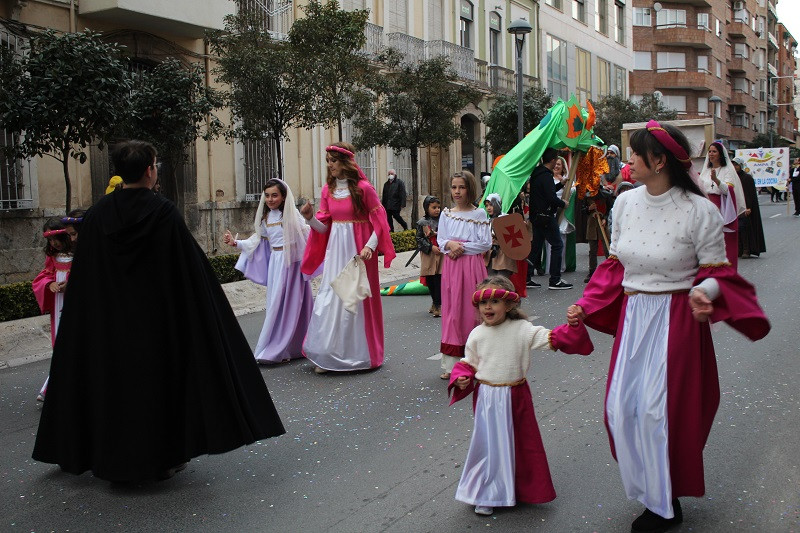 DESFILE CARNAVAL COLES 83