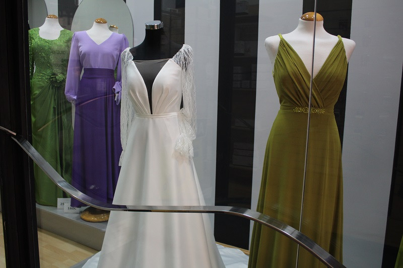 BLANCO NOVIAS 6