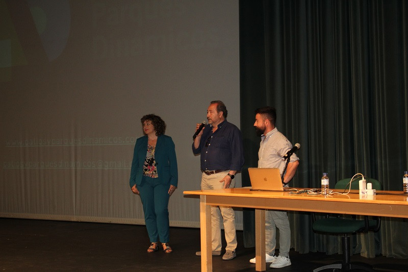110523 VA CONFERENCIA AMPAS 1