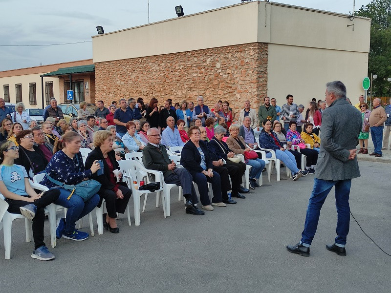 Jesús Martín en el acto de cierre de campaña del PSOE de Valdepeñas (26.05