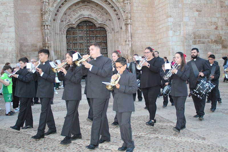 270523 VA PROCESION CRUZ MAYO COSTALEROS MADRE DE DIOS DEL ROSARIO 8