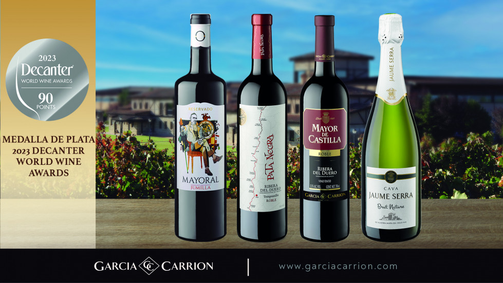 PREMIOS 2023 DECANTER PLATA 90PTS