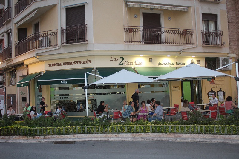 LAS 2 CASTILLAS 4