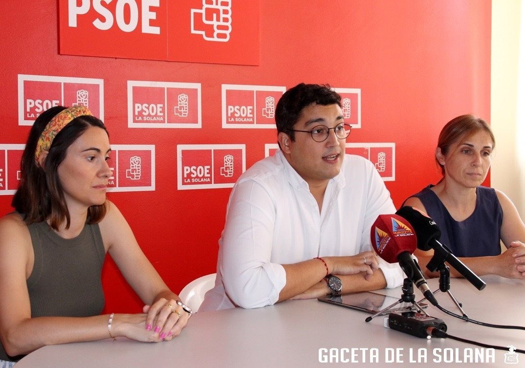  Eulalio Du00edaz Cano durante la rueda de prensa