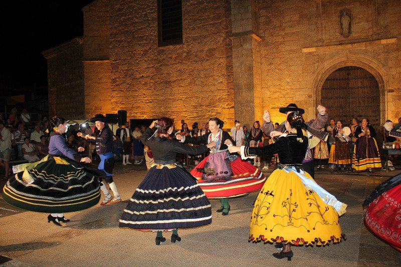 060823 VA BAILES DEL CANDILILLO 6