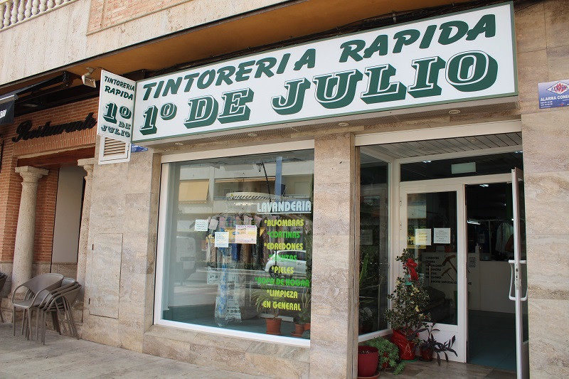 110823 VA TINTORERIA PRIMERO DE JULIO 6