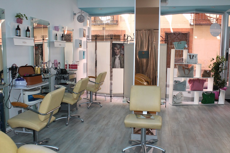 160823 VA PILAR VAZQUEZ PELUQUERIA Y ESTETICA 8