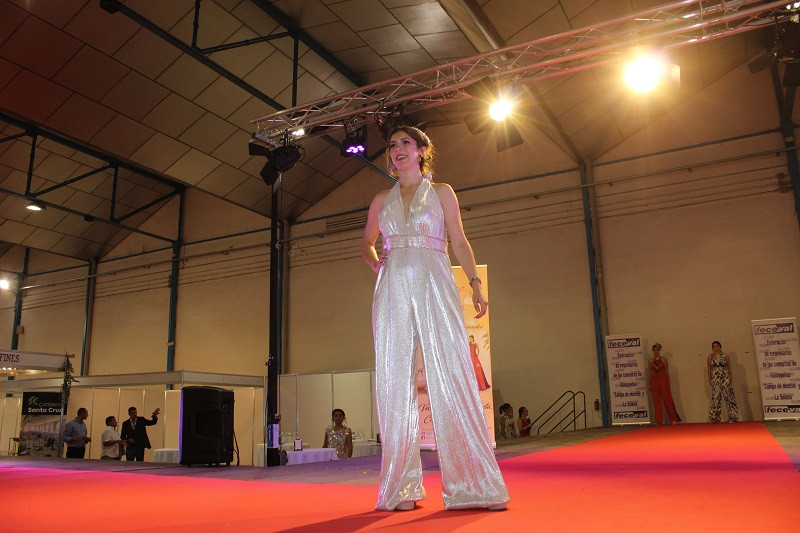 071023 VA DESFILE FERIA NOVIOS 12