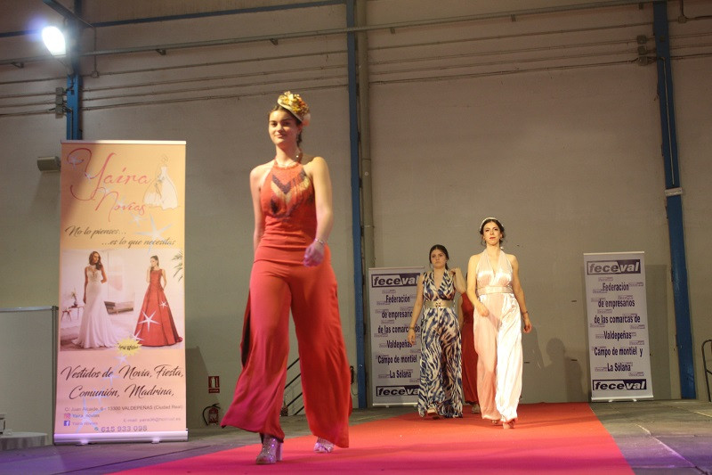 071023 VA DESFILE FERIA NOVIOS 16