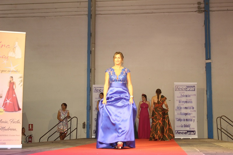 071023 VA DESFILE FERIA NOVIOS 30