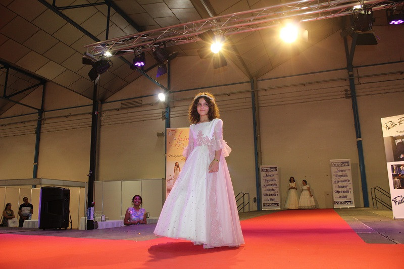 071023 VA DESFILE FERIA NOVIOS 33