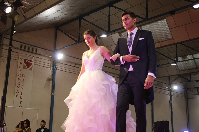 071023 VA DESFILE FERIA NOVIOS 38