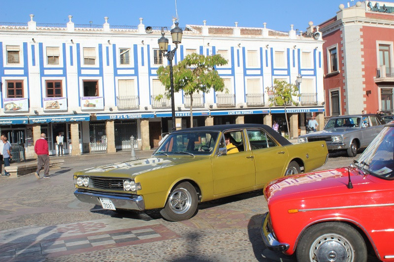 151023 VA CONCENTRACION COCHES CLASICOS JULCAUTO 20