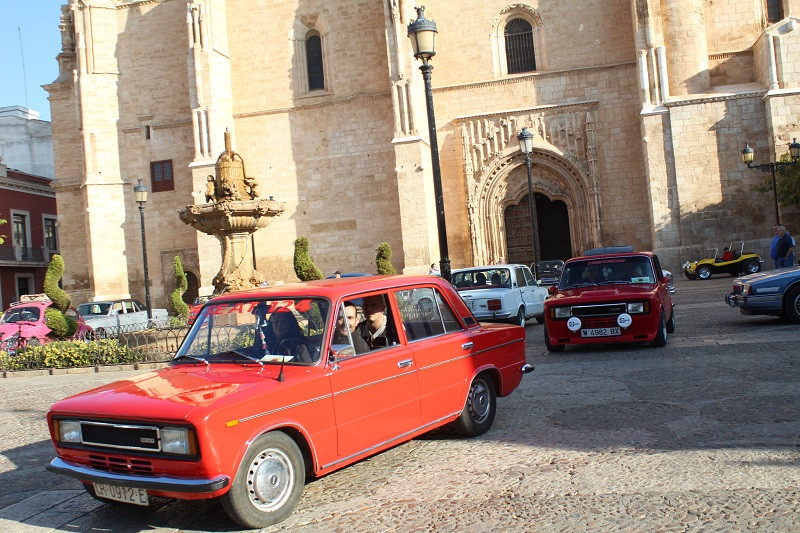 151023 VA CONCENTRACION COCHES CLASICOS JULCAUTO 16