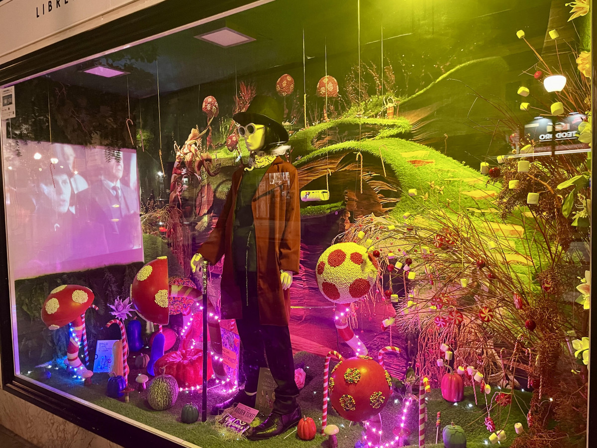 ESCAPARATE TBO 4