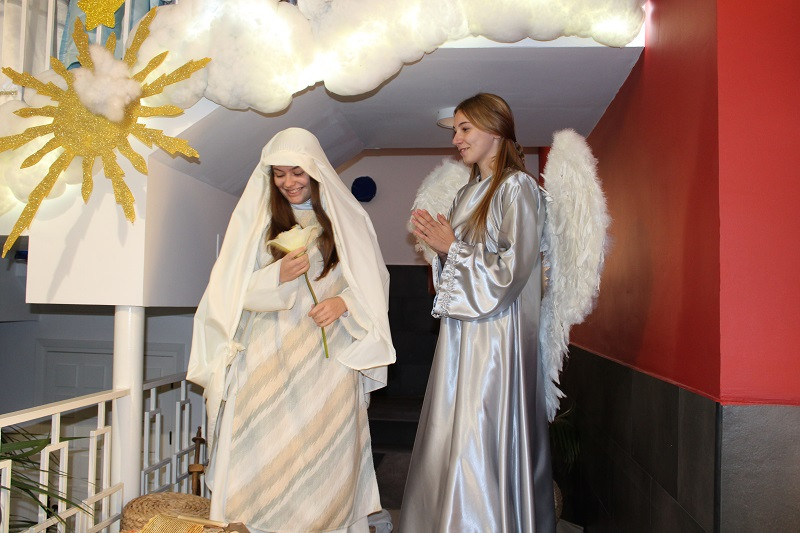 BELEN VIVIENTE COLE SAN AGUSTIN 7
