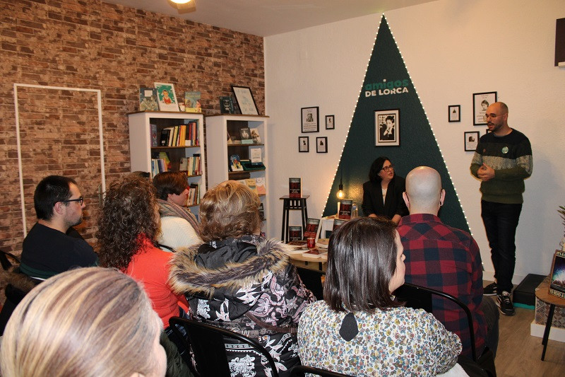 130124 VA PRESENT LIBRO AMIGOS DE LORCA 4