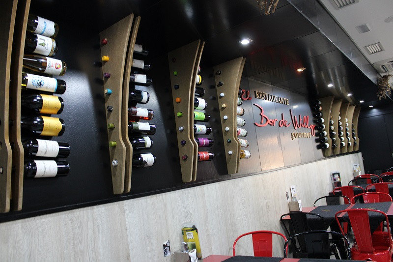 290124 VA EL BAR DE WILLY 6