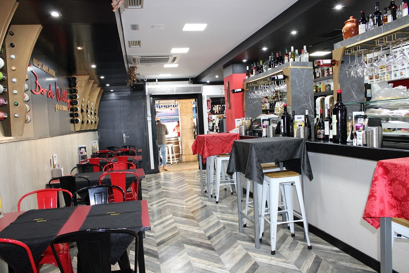 290124 VA EL BAR DE WILLY 5