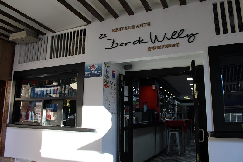 290124 VA EL BAR DE WILLY 19
