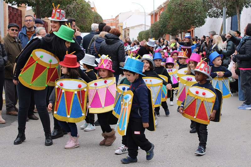 DESFILE COLEGIO LUIS PALACIOS 7