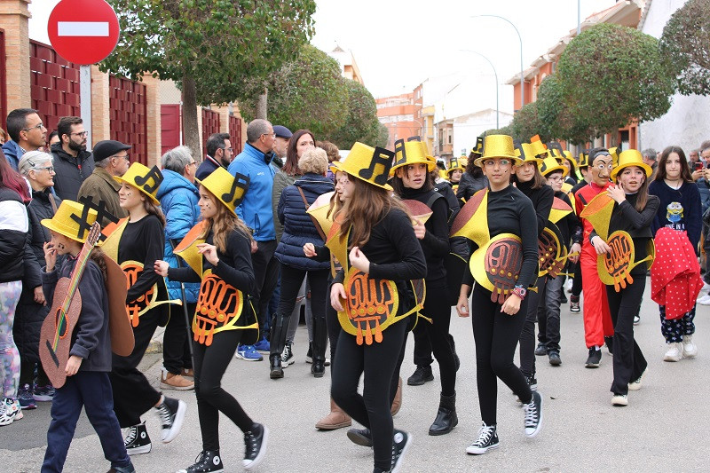 DESFILE COLEGIO LUIS PALACIOS 31