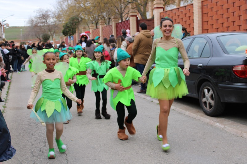 DESFILE COLE LUCERO 14