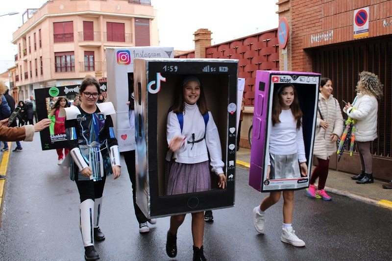 DESFILE COLEGIO JESUS BAEZA 5