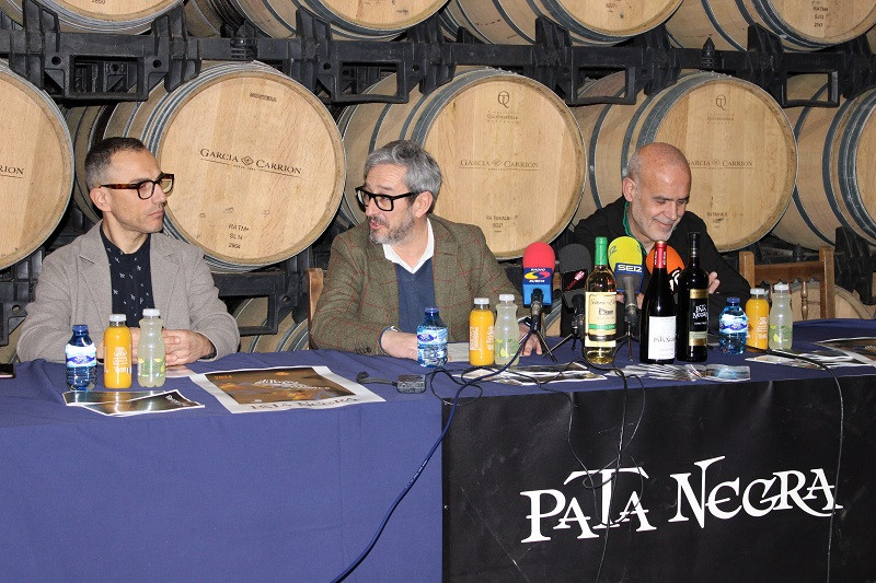 130224 VA PATA NEGRA 1