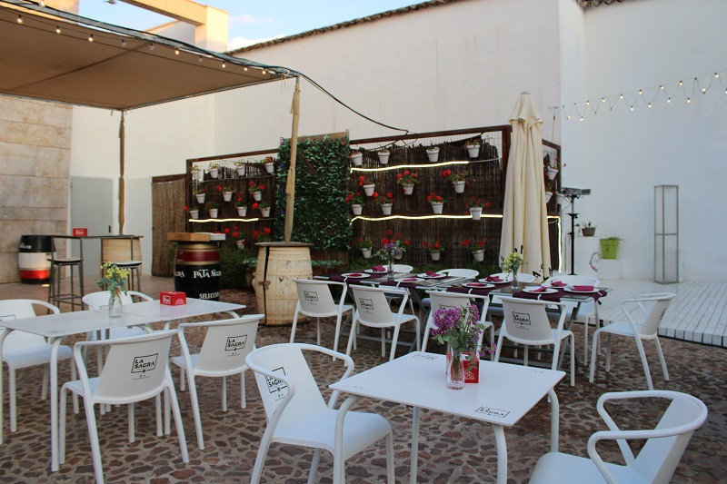 LA ANTIGUA BODEGA LOS LLANOS 11