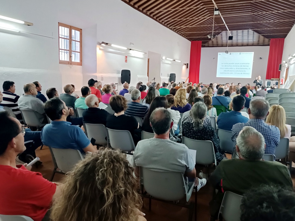 Acto público en Santa Cruz de Mudela