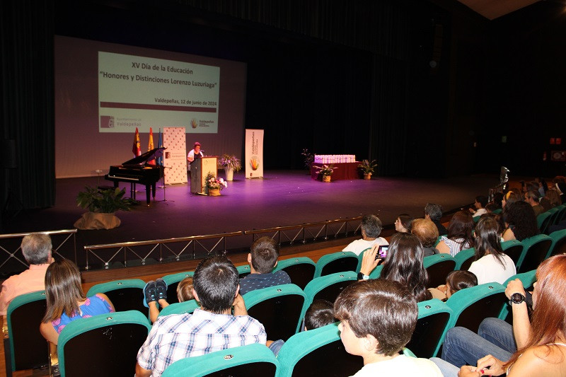 120624 VA DIA DE LA EDUCACION