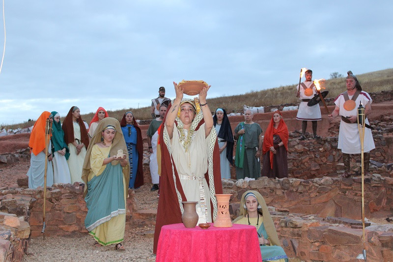 300624 VA ESCENAS TEATRALIZADAS EL TRASCACHO CERRO DE LAS CABEZAS 15