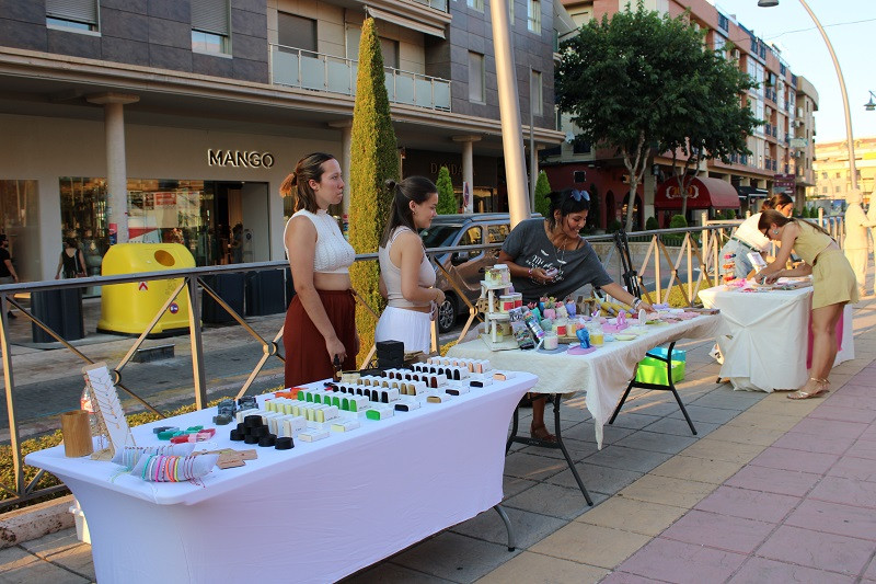 260724 VA MERCADILLO ARTE JOVEN 6