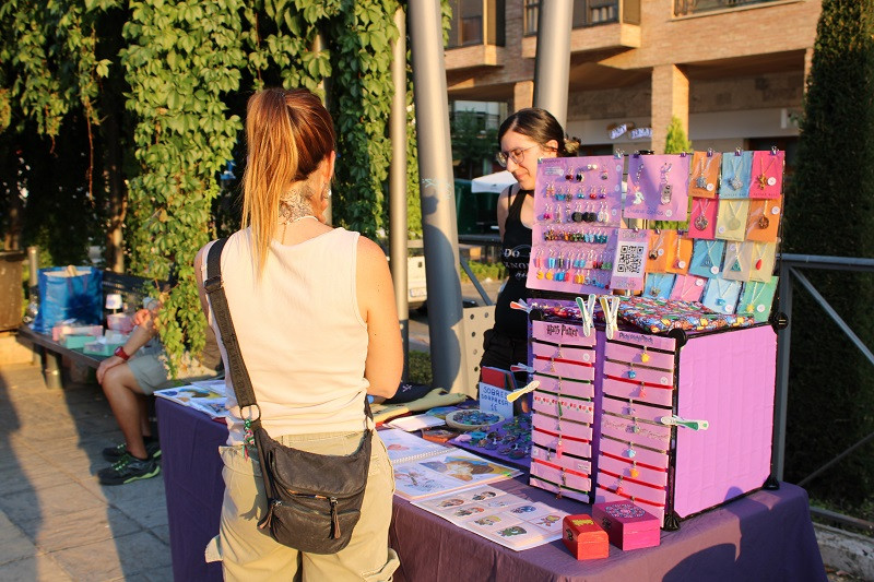 260724 VA MERCADILLO ARTE JOVEN 9