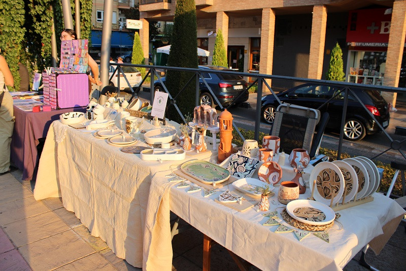 260724 VA MERCADILLO ARTE JOVEN 10