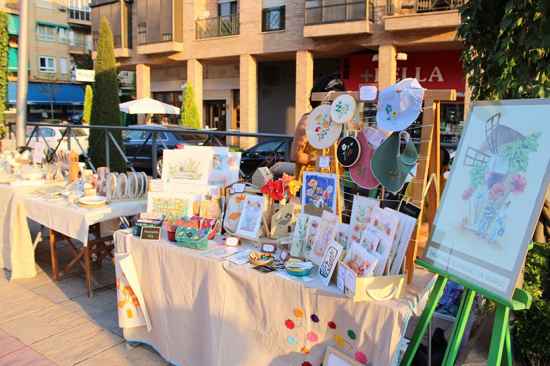 260724 VA MERCADILLO ARTE JOVEN 11