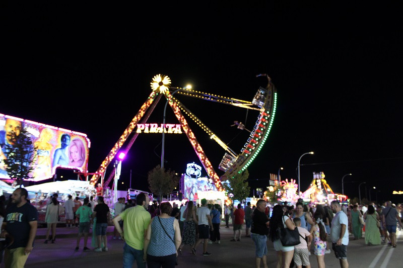 010824 VA INAUG FERIA 14