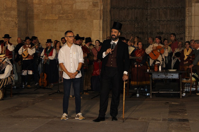 040824 VA BAILES DEL CANDILILLO RAIGAMBRE 1