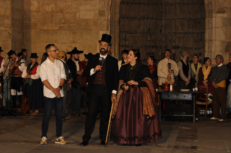 040824 VA BAILES DEL CANDILILLO RAIGAMBRE 2