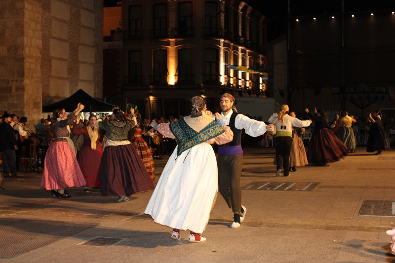 040824 VA BAILES DEL CANDILILLO RAIGAMBRE 11