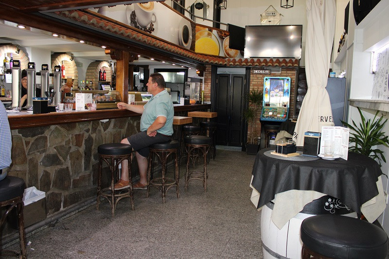 130824 VA CAFE BAR LA CRUZ 7