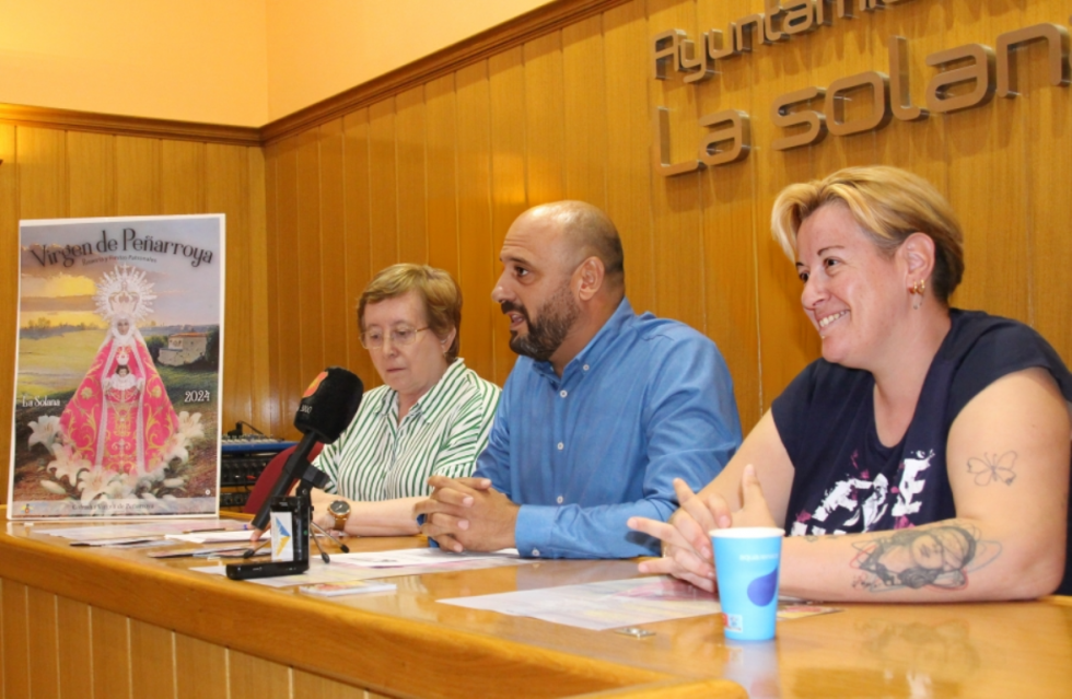 Pressentación de los actos de bienvenida a la patrona