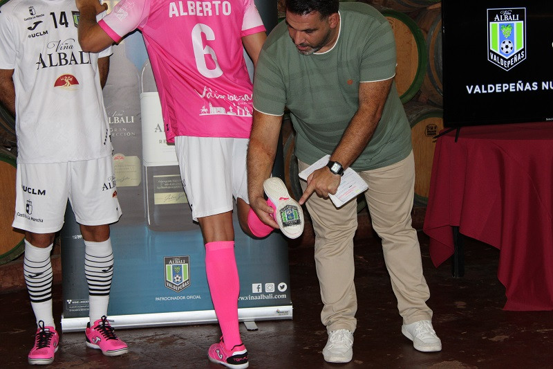 300824 VA PRESENT CAMISETAS VIu00d1A ALBALI 9