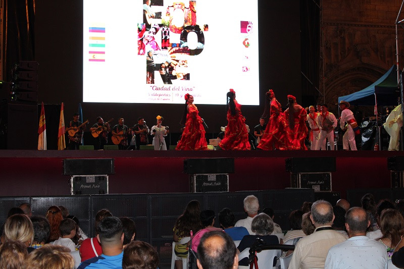 FESTIVAL FOLCLORE FERMENTO 1