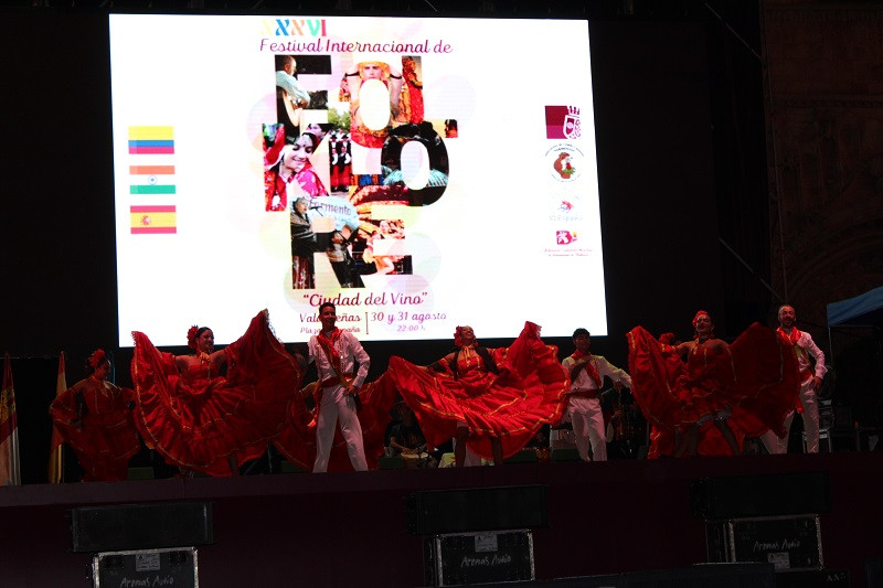 FESTIVAL FOLCLORE FERMENTO 4