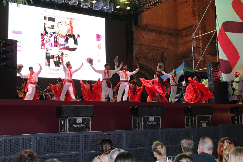 FESTIVAL FOLCLORE FERMENTO 6