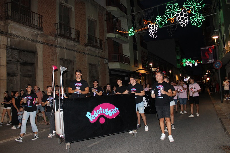 DESFILE PEu00d1AS 4