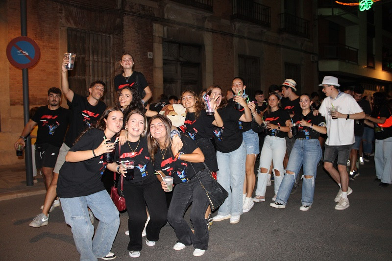 DESFILE PEu00d1AS 10