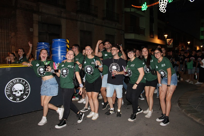 DESFILE PEu00d1AS 17